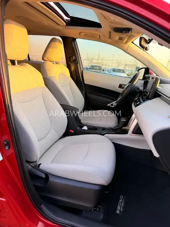 Toyota Corolla Cross 2022 for Sale in Dubai Image-8