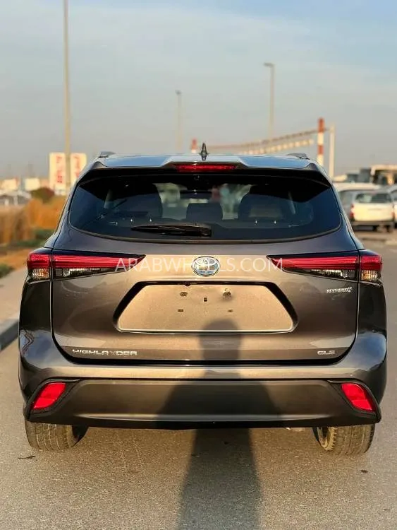 تويوتا جراند هايلاندر 2022 for Sale in دبي Image-8