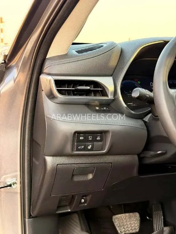 تويوتا جراند هايلاندر 2023 for Sale in دبي Image-10