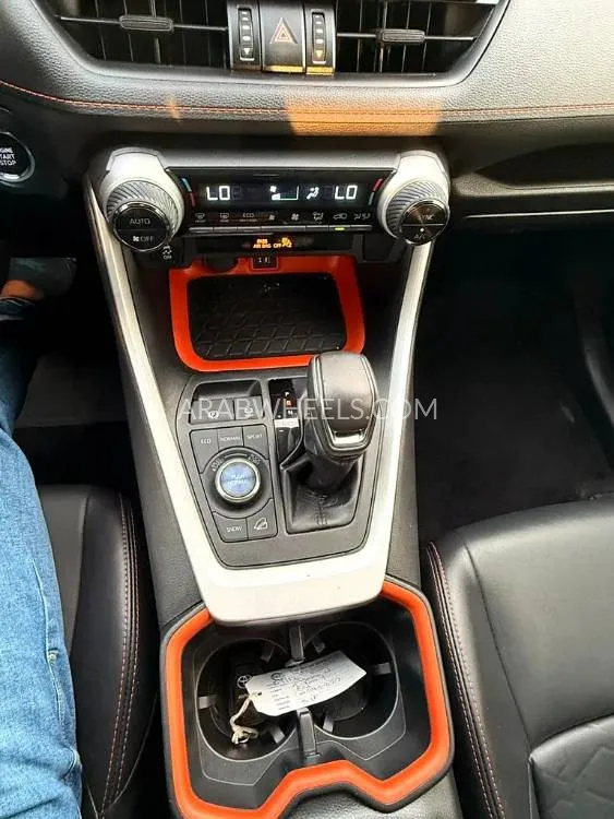 Toyota Rav4 2023 for Sale in Dubai Image-3