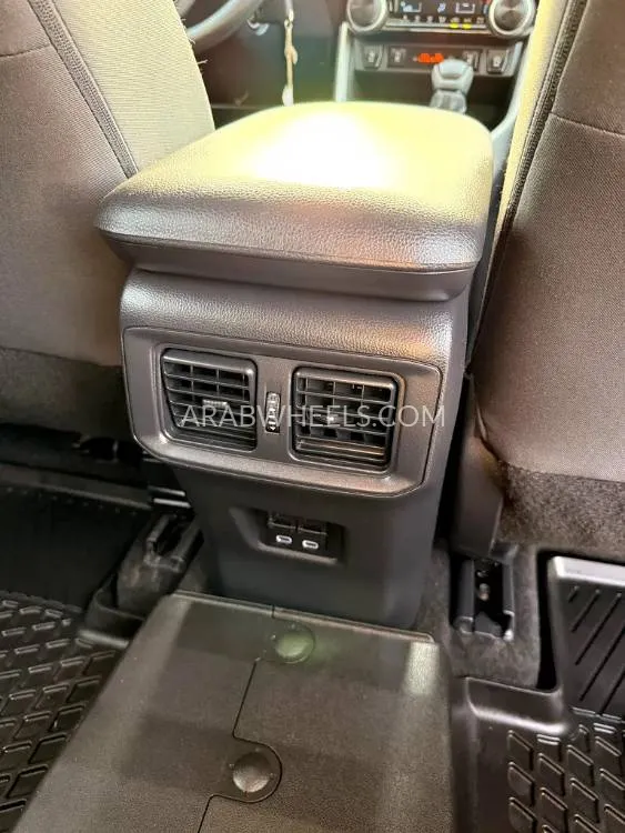 تويوتا راف 4 2024 for Sale in دبي Image-9