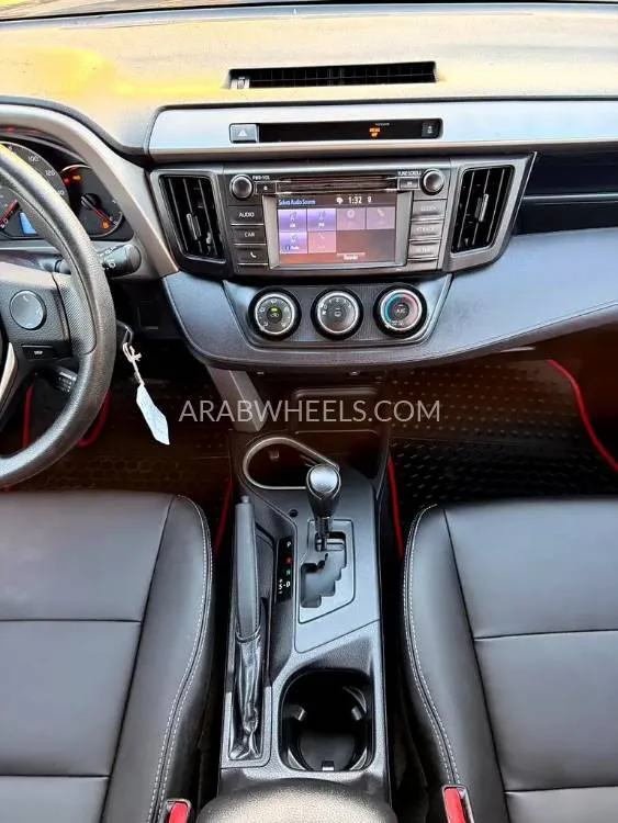 Toyota Rav4 2016 for Sale in Dubai Image-15