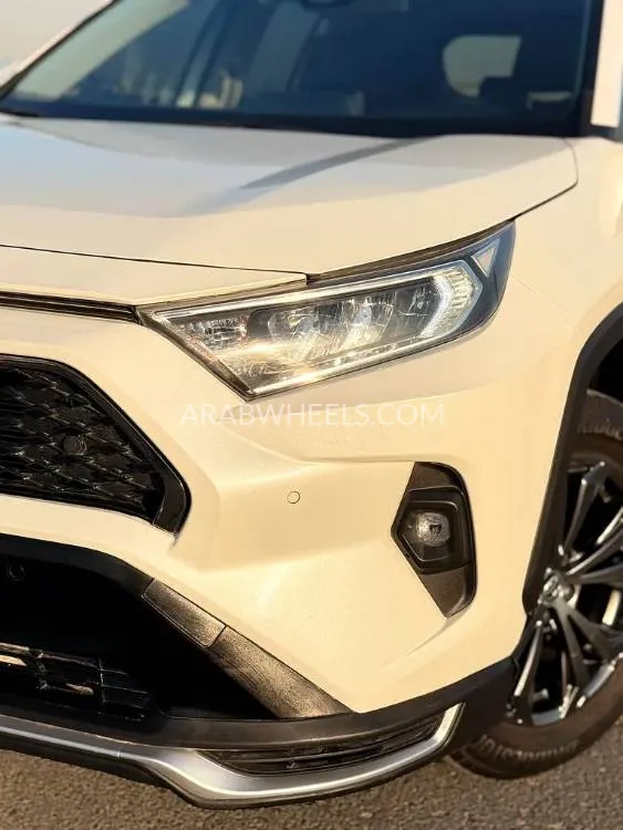 تويوتا راف 4 2023 for Sale in دبي Image-19