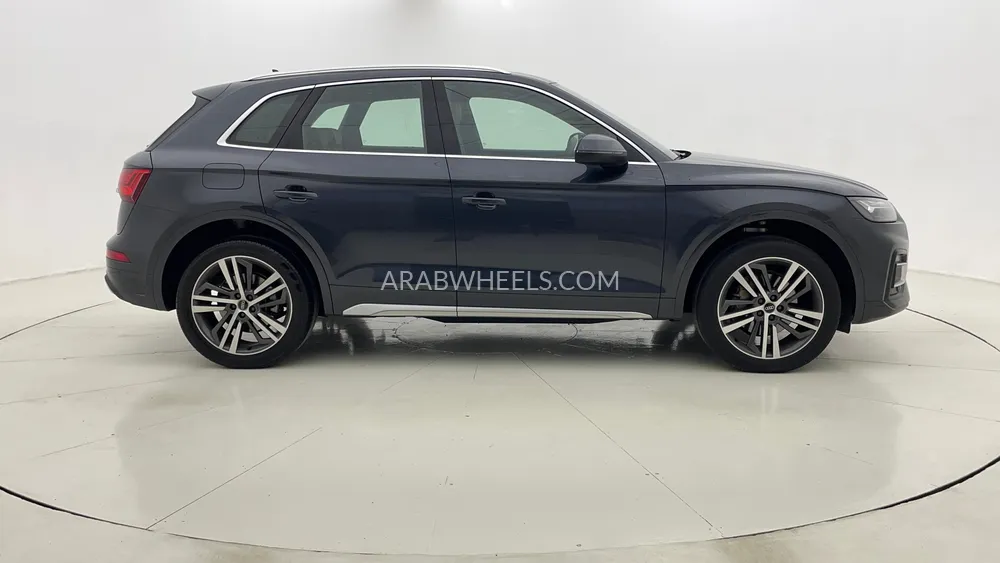 Audi Q5 2024 for Sale in Dubai Image-2