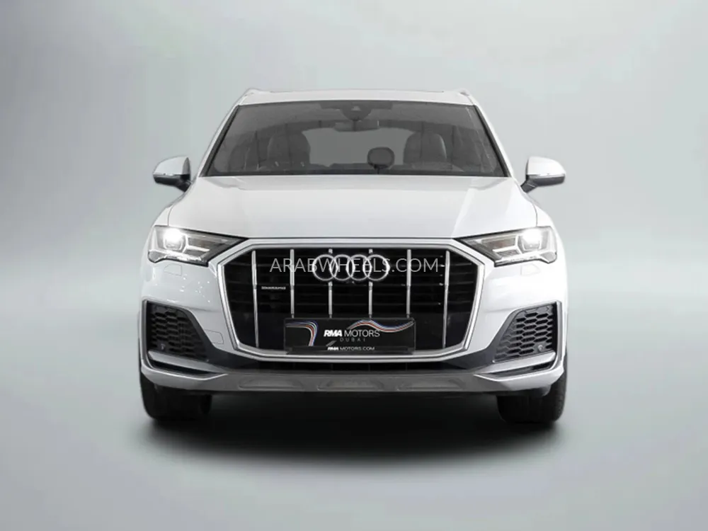 Audi Q7 2023 for Sale in Dubai Image-3