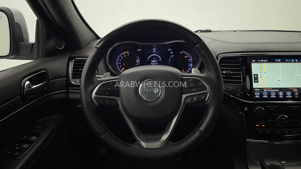 Jeep Grand Cherokee 2019 for Sale in Dubai Image-17