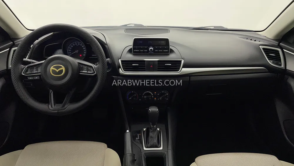 Mazda 3 2018 for Sale in Dubai Image-12