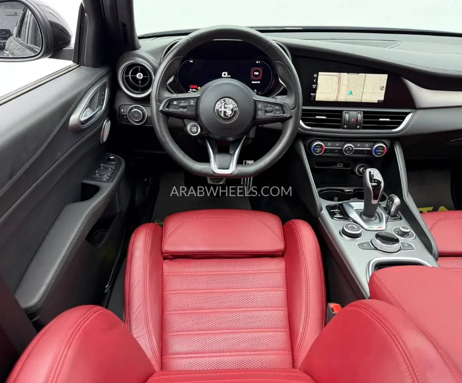 Alfa Romeo Giulia 2024 for Sale in Dubai Image-13