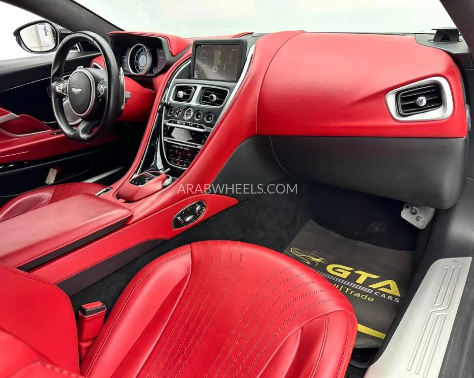 Aston Martin DB11 2017 for Sale in Dubai Image-12