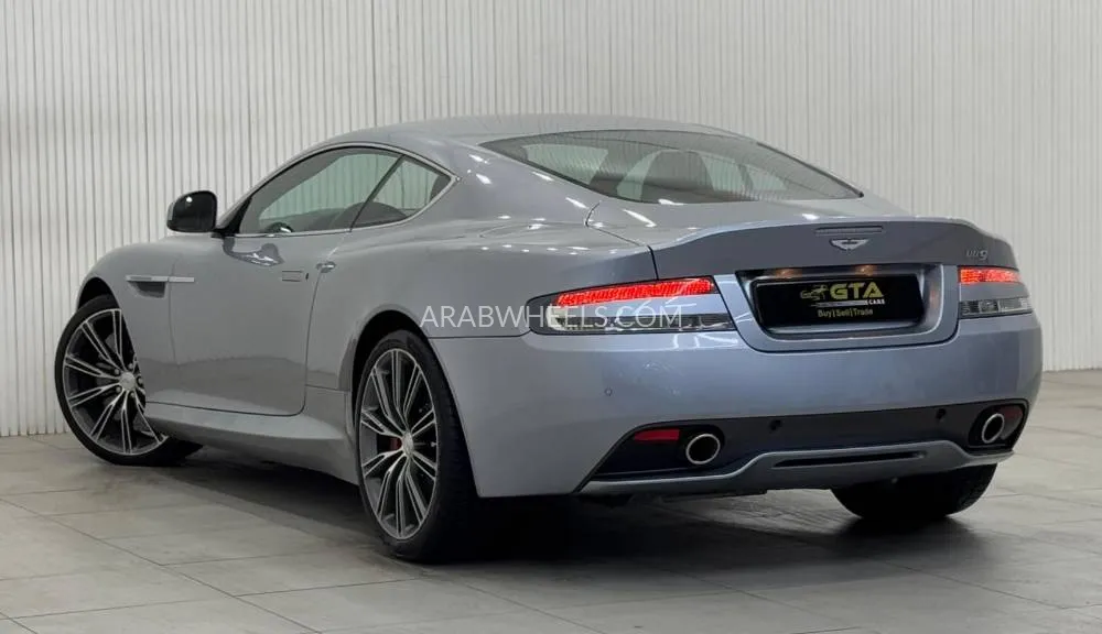 أستون مارتن DB9 2014 for Sale in دبي Image-6