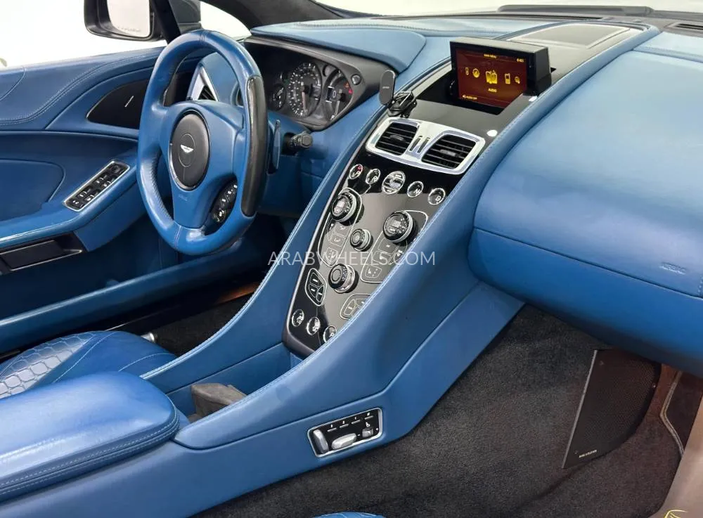 Aston Martin Vanquish 2015 for Sale in Dubai Image-10