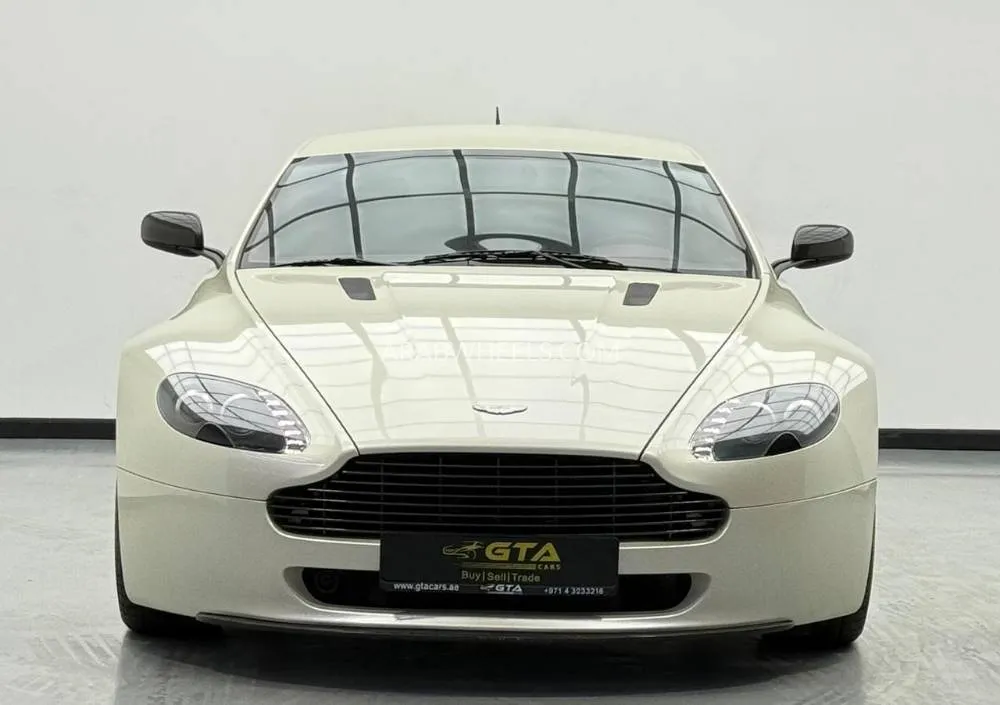 Aston Martin Vantage 2007 for Sale in Dubai Image-2