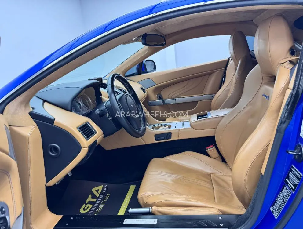 Aston Martin Vantage 2015 for Sale in Dubai Image-14