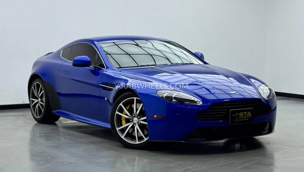 Aston Martin Vantage 2015 for Sale in Dubai Image-16
