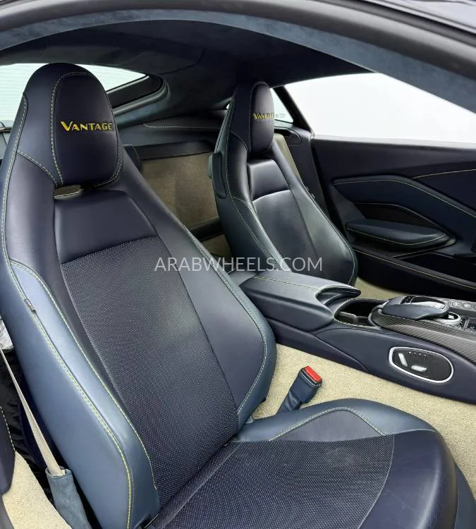 Aston Martin Vantage 2020 for Sale in Dubai Image-13