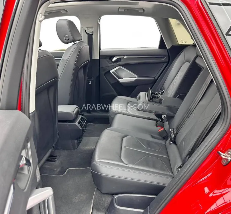 Audi Q3 2024 for Sale in Dubai Image-18