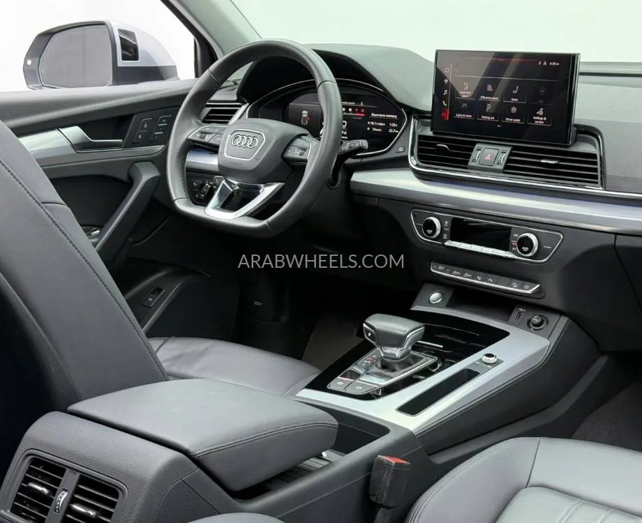 Audi Q5 2023 for Sale in Dubai Image-11