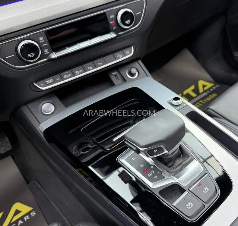 Audi Q5 2024 for Sale in Dubai Image-17