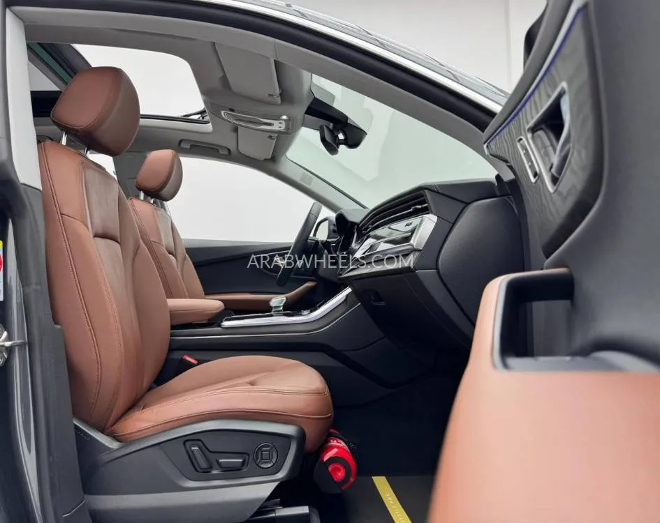 Audi Q8 2023 for Sale in Dubai Image-12