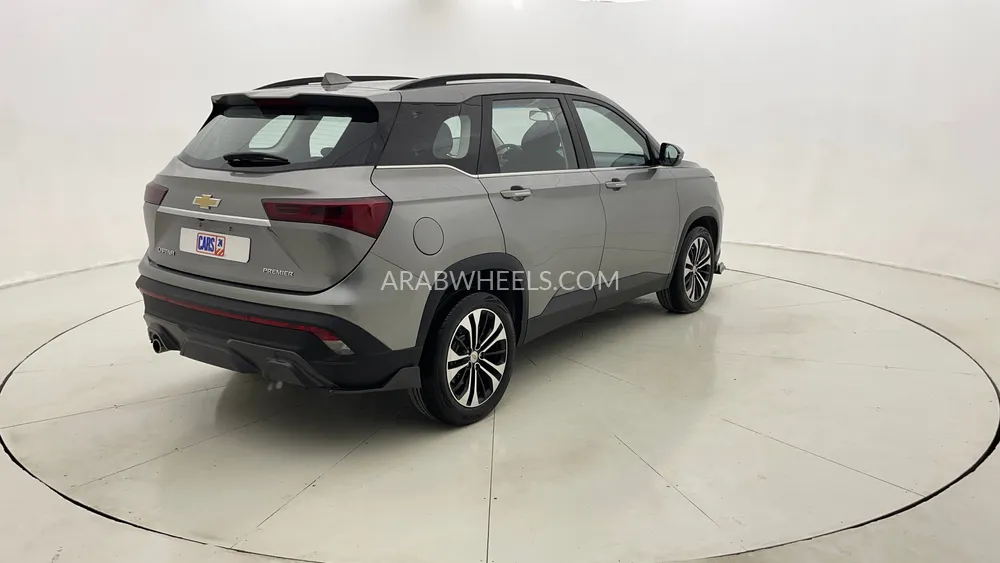 Chevrolet Captiva 2023 for Sale in Dubai Image-3