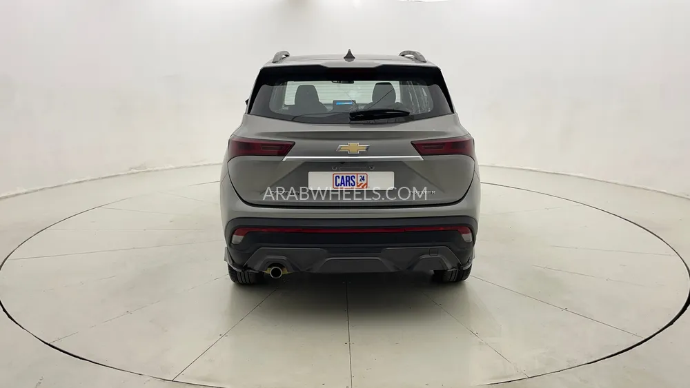 Chevrolet Captiva 2023 for Sale in Dubai Image-4