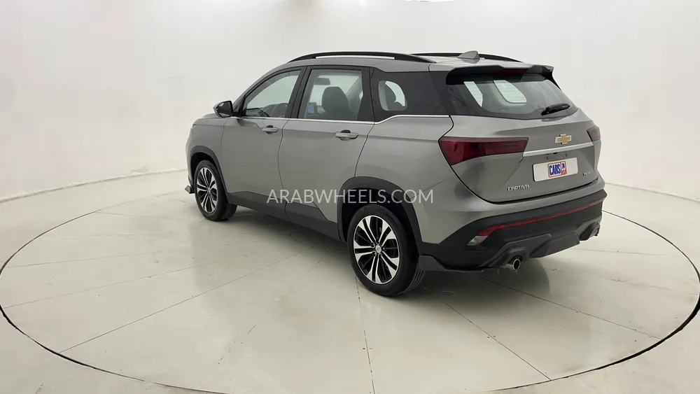 Chevrolet Captiva 2023 for Sale in Dubai Image-5
