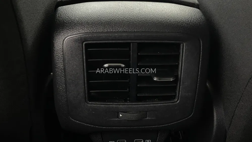 Volkswagen T Roc 2021 for Sale in Dubai Image-21