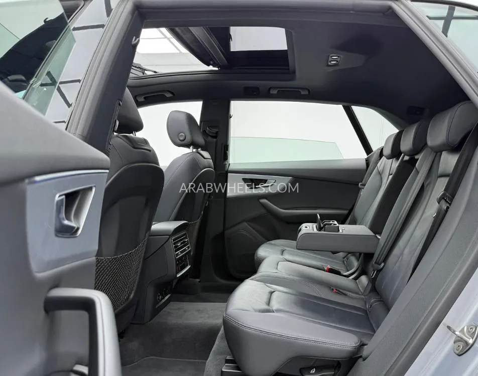 Audi Q8 2020 for Sale in Dubai Image-18