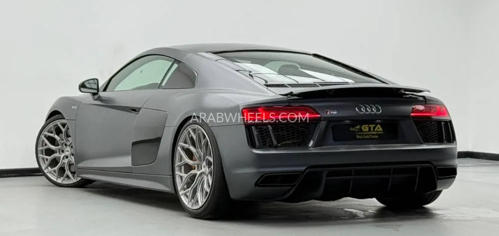 Audi R8 2016 for Sale in Dubai Image-6