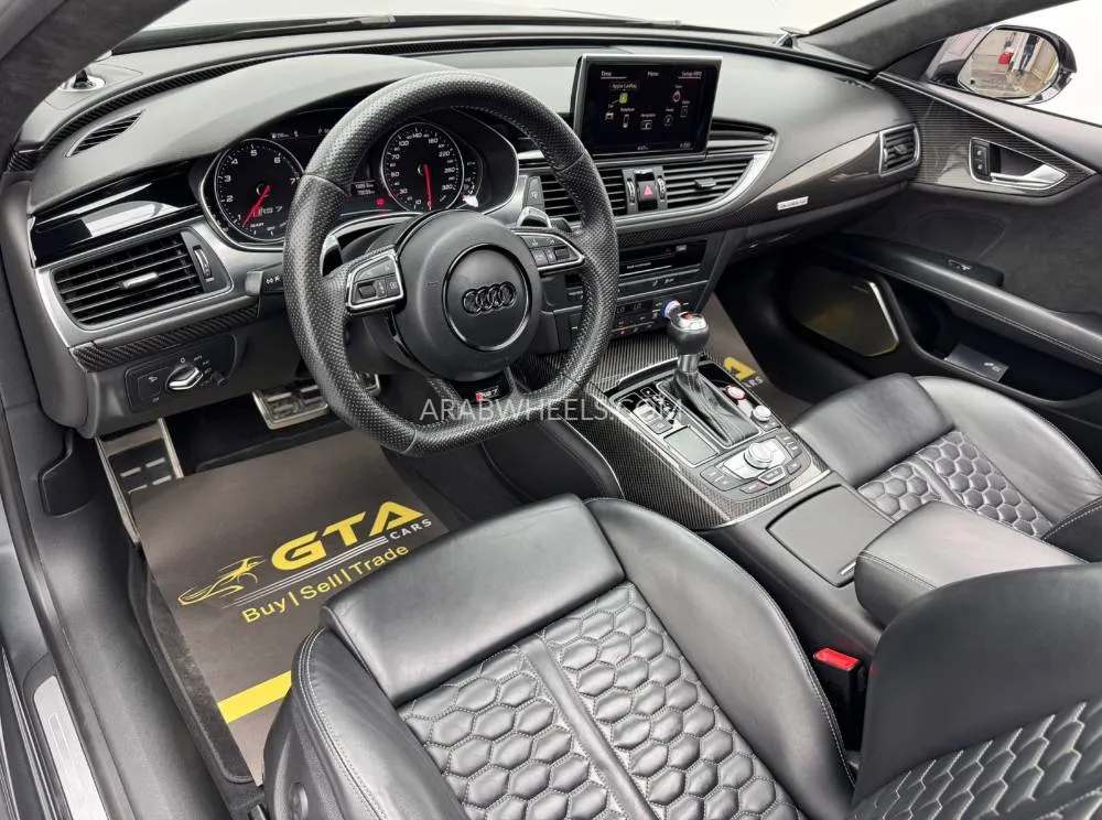 Audi RS 7 2016 for Sale in Dubai Image-18