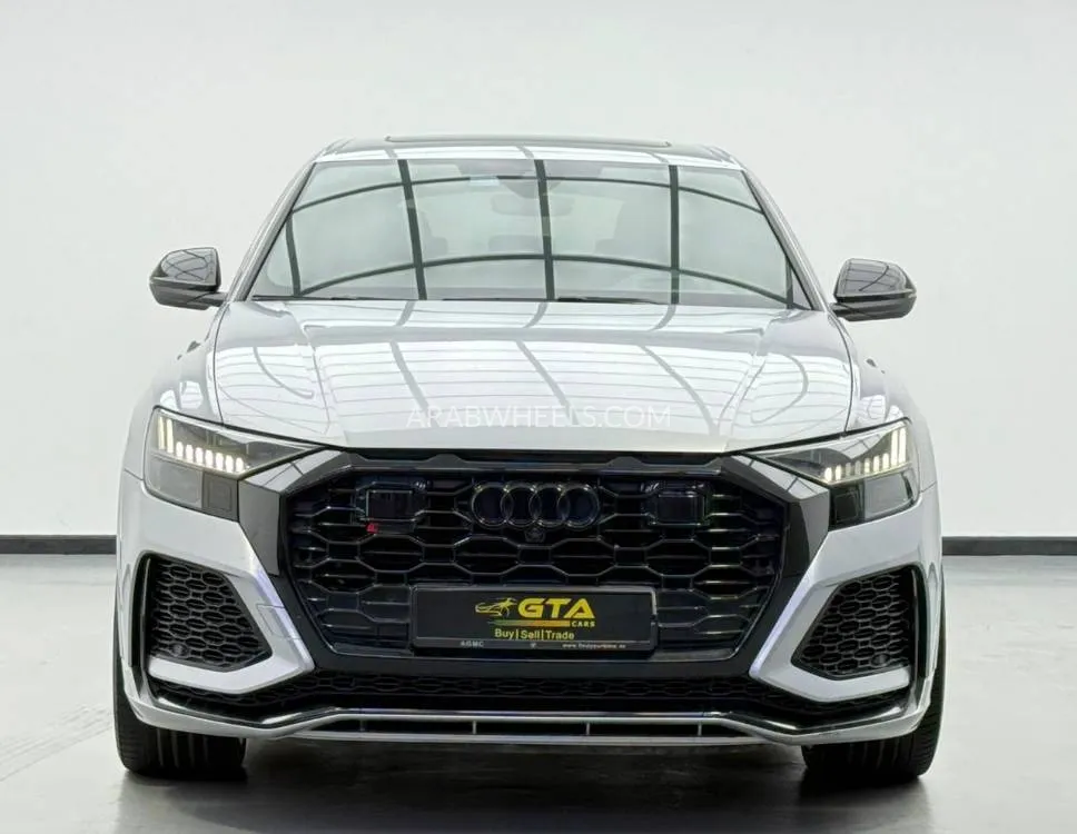 Audi RS Q8 2021 for Sale in Dubai Image-2