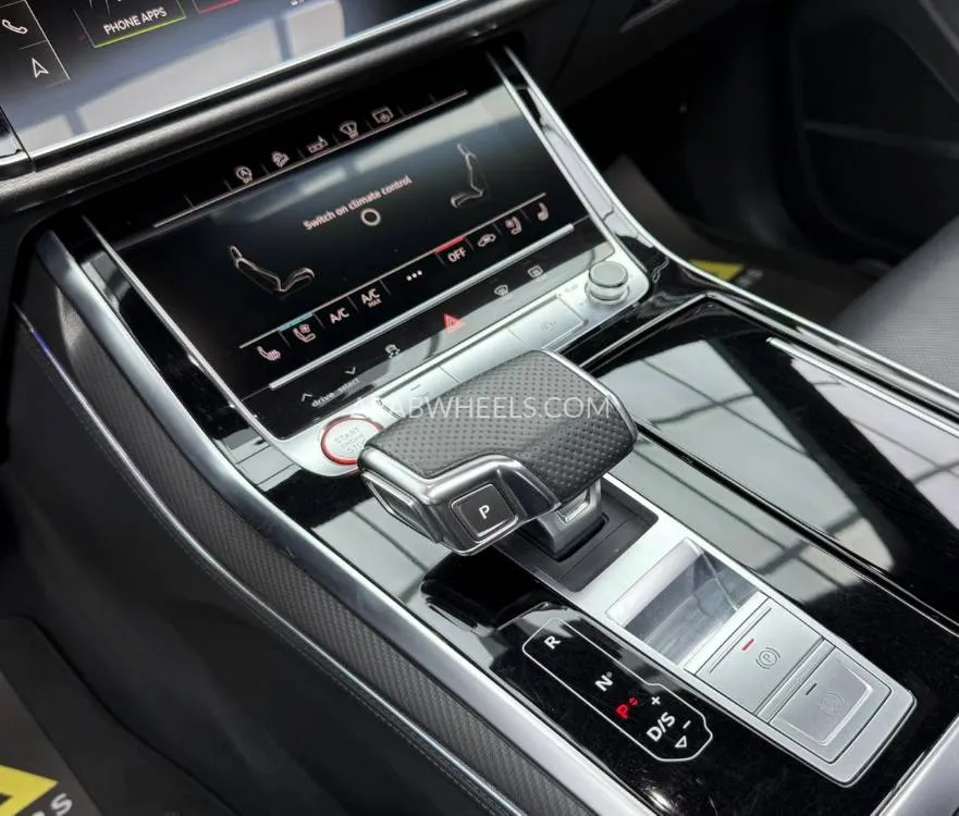 Audi RS Q8 2021 for Sale in Dubai Image-18