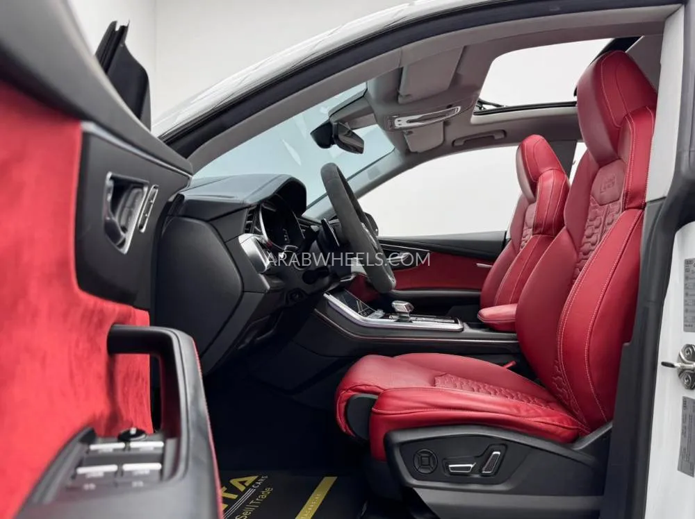 Audi RS Q8 2021 for Sale in Dubai Image-11