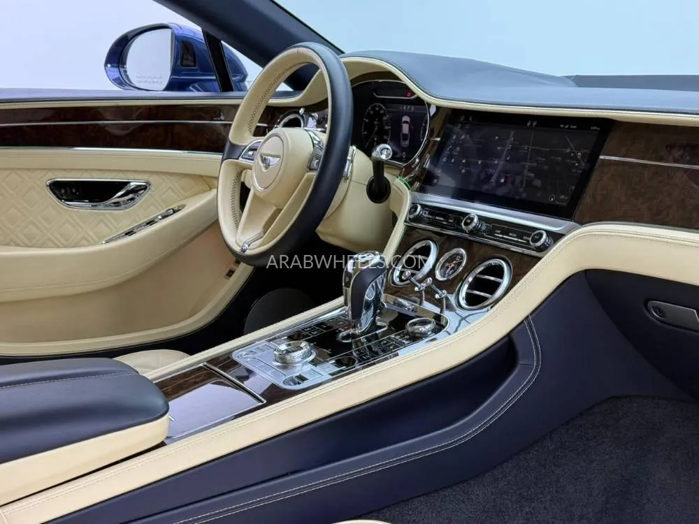 بينتلي كونتيننتال GT 2019 for Sale in دبي Image-11