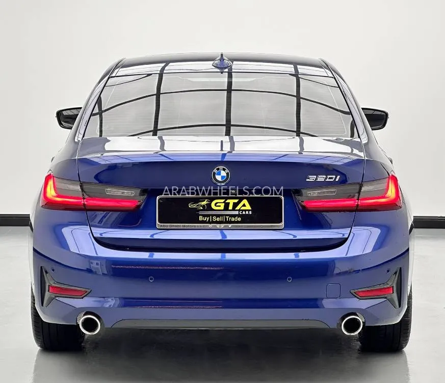 بي إم دبليو الفئة الثالثة 2020 for Sale in دبي Image-5