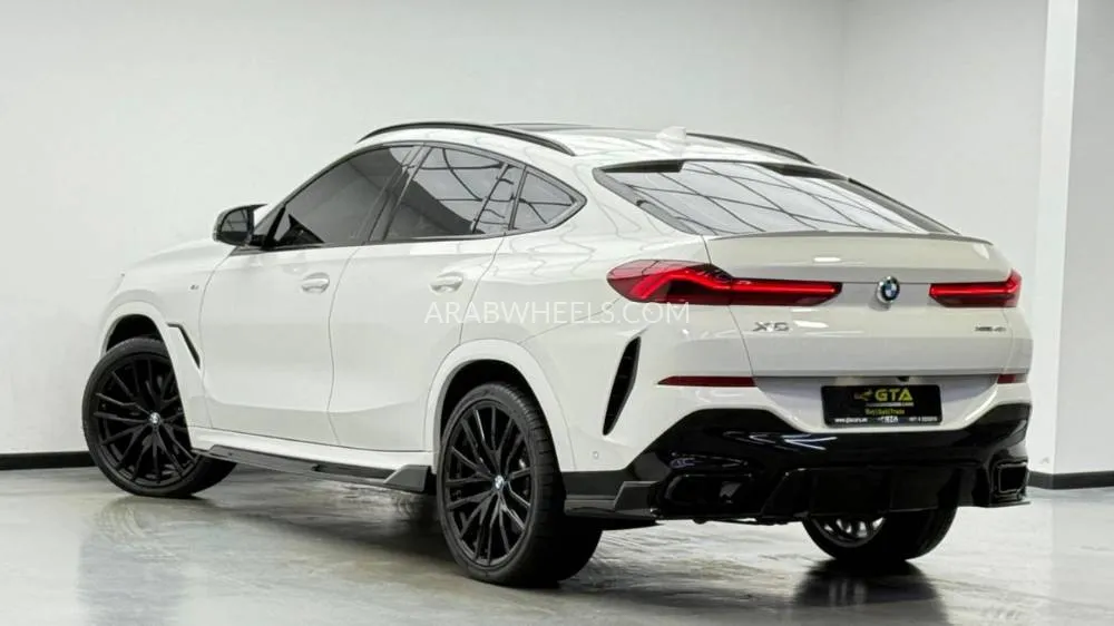 BMW X6 2022 for Sale in Dubai Image-6