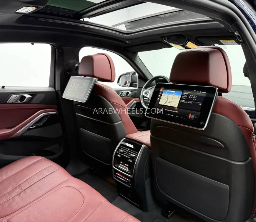 BMW X6 2022 for Sale in Dubai Image-16