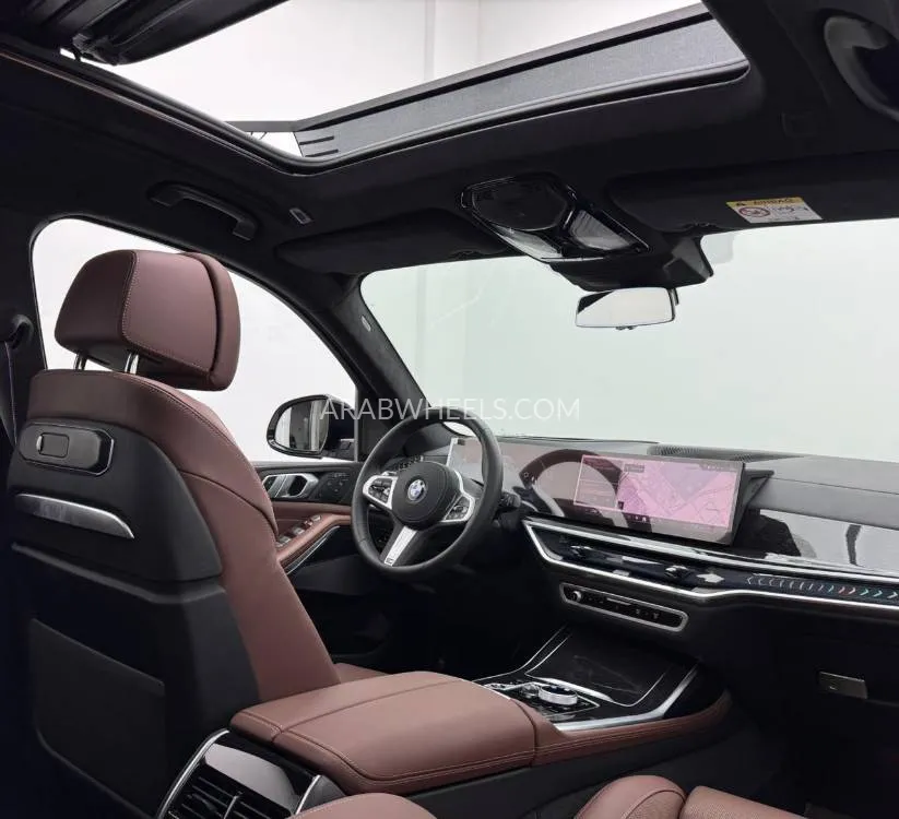 BMW X7 2025 for Sale in Dubai Image-16