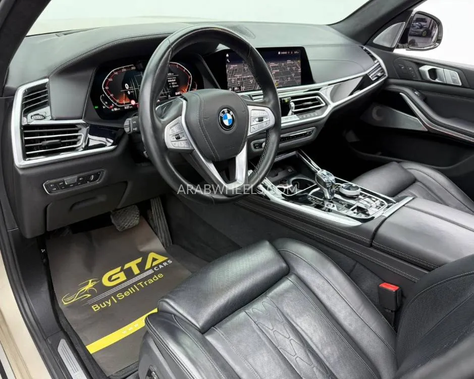 BMW X7 2019 for Sale in Dubai Image-10