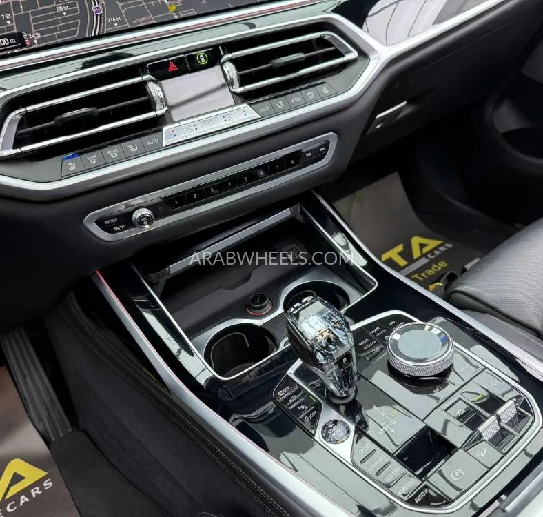 BMW X7 2019 for Sale in Dubai Image-17