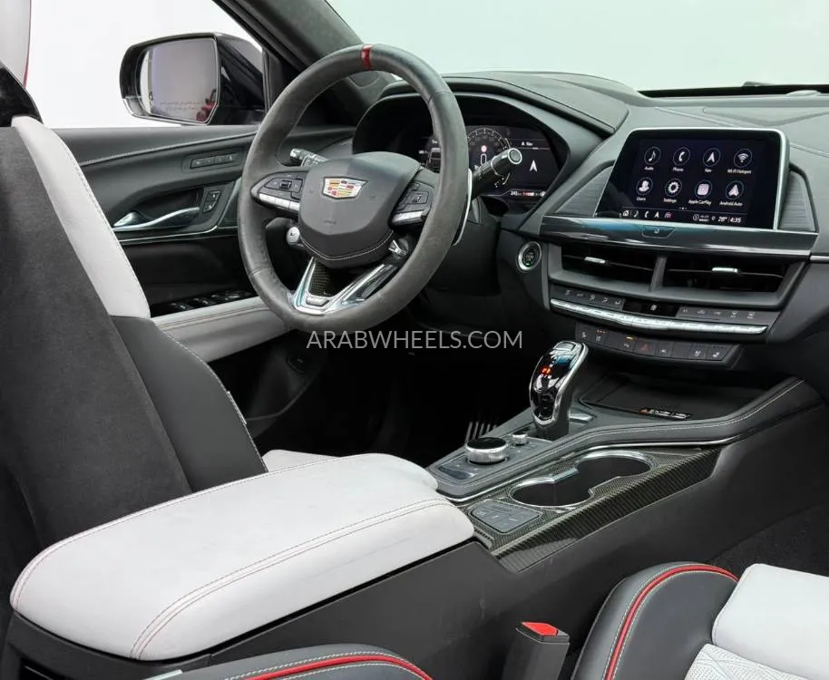 Cadillac CT4 2023 for Sale in Dubai Image-11
