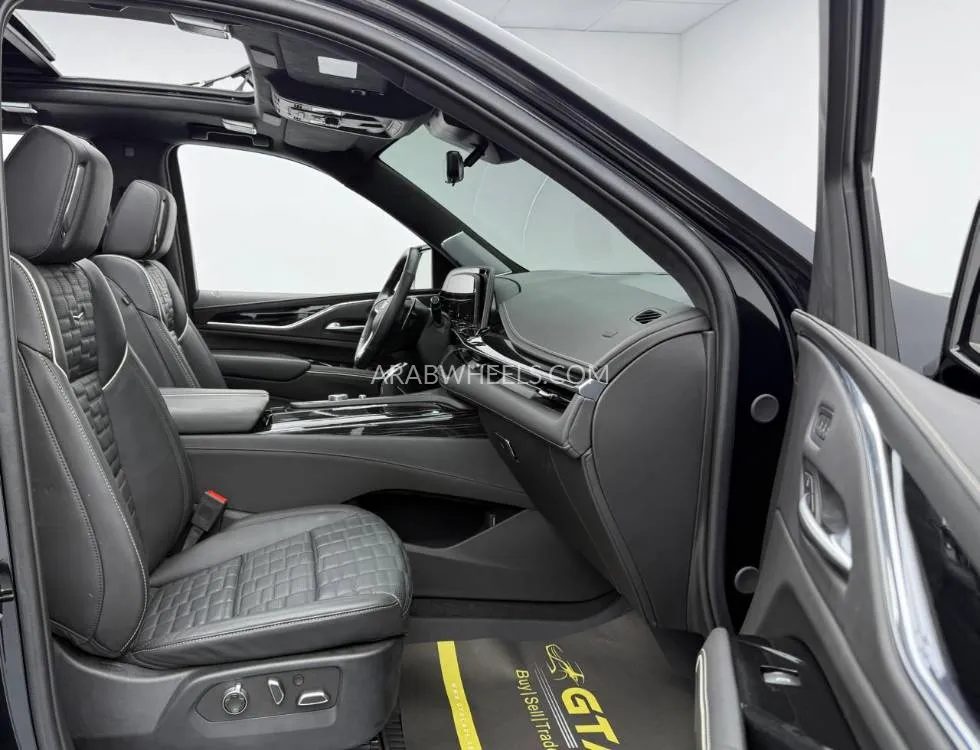 Cadillac Escalade 2024 for Sale in Dubai Image-16