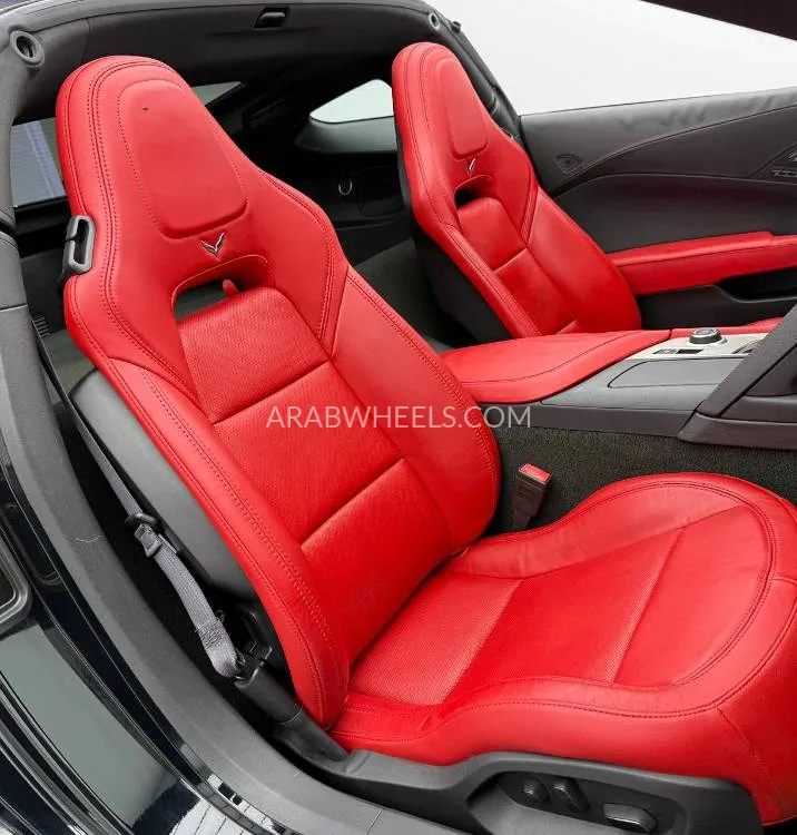 Chevrolet Corvette 2015 for Sale in Dubai Image-15