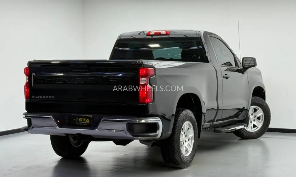 Chevrolet Silverado 2022 for Sale in Dubai Image-4