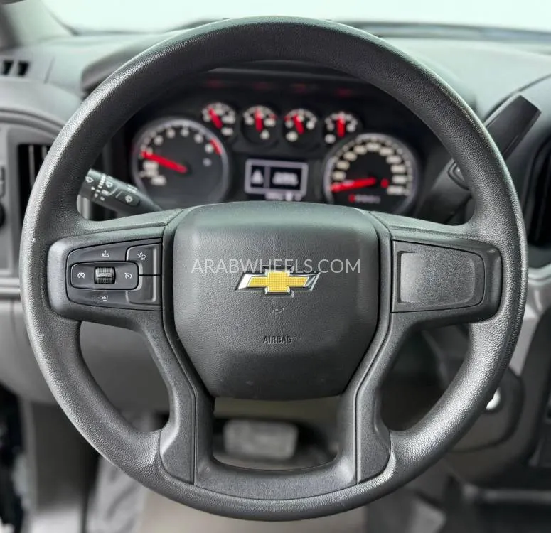 Chevrolet Silverado 2022 for Sale in Dubai Image-7