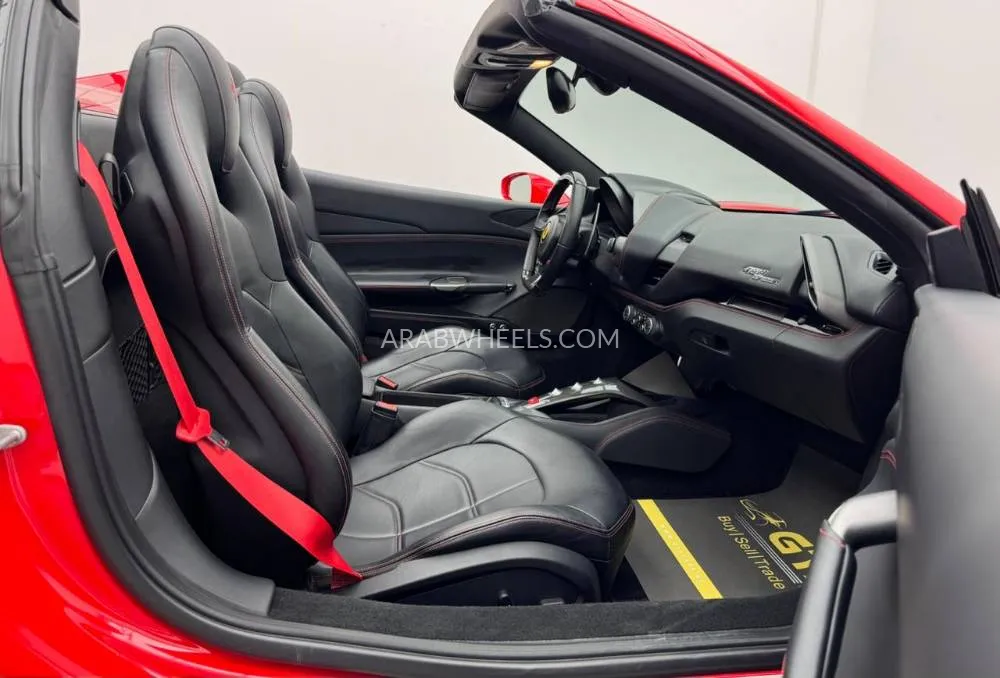 Ferrari 488 2017 for Sale in Dubai Image-11