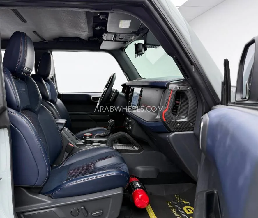 Ford Bronco 2023 for Sale in Dubai Image-9