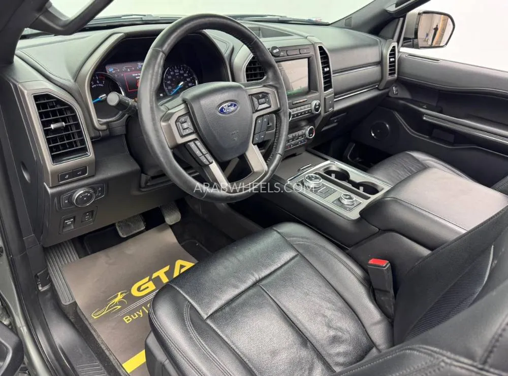 Ford Expedition 2019 for Sale in Dubai Image-17