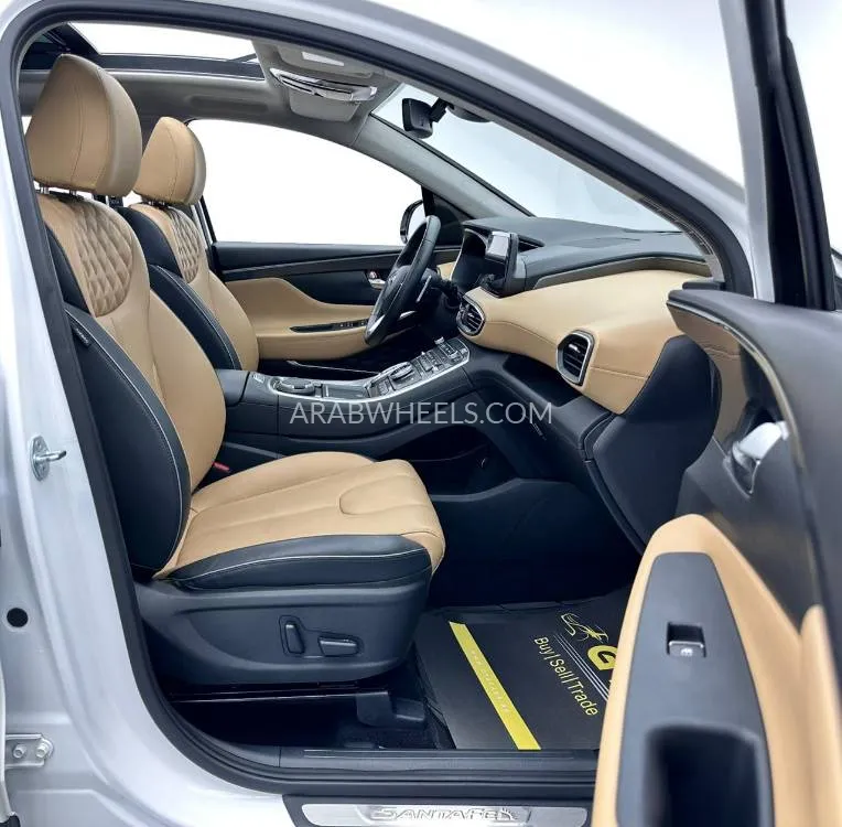 هيونداي جراند سانتا في 2024 for Sale in دبي Image-17
