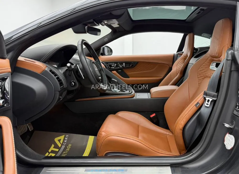 Jaguar F Type 2021 for Sale in Dubai Image-11